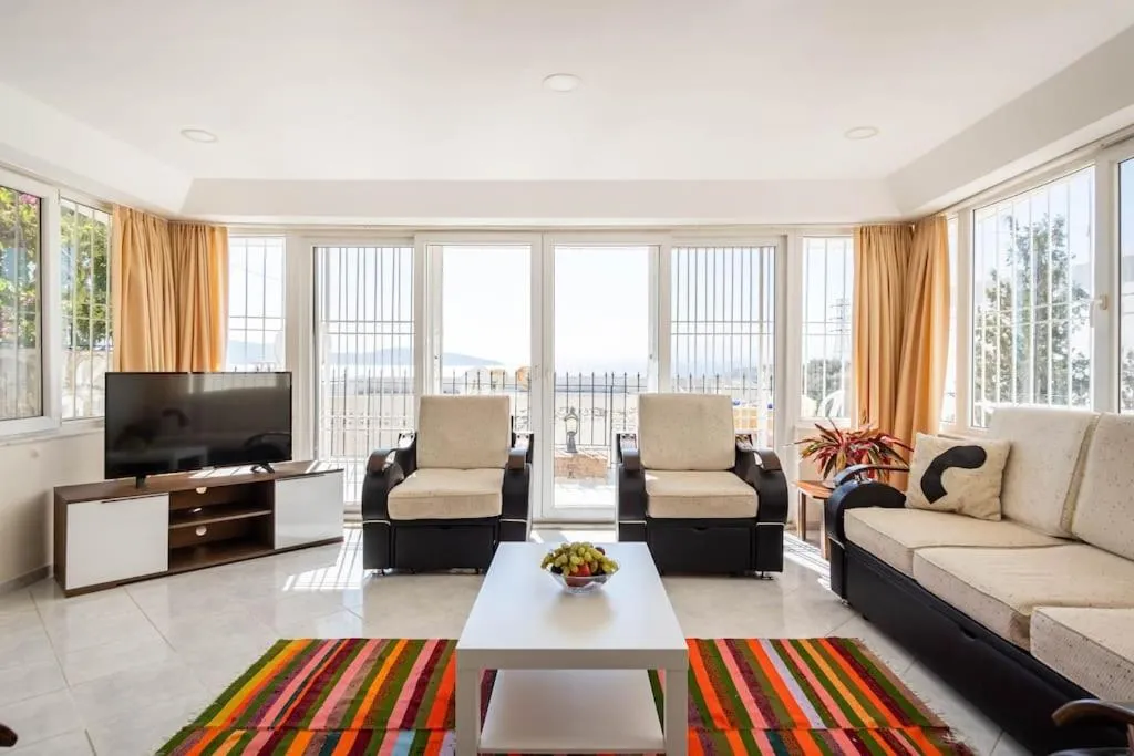 Image 4 of BODRUM BURCU RESIDENCE, Magnificent Sea View, Cozy, Free Otopark, Free Wifi