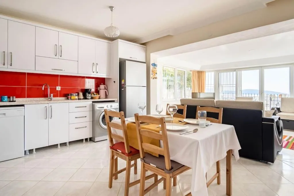Image 3 of BODRUM BURCU RESIDENCE, Magnificent Sea View, Cozy, Free Otopark, Free Wifi
