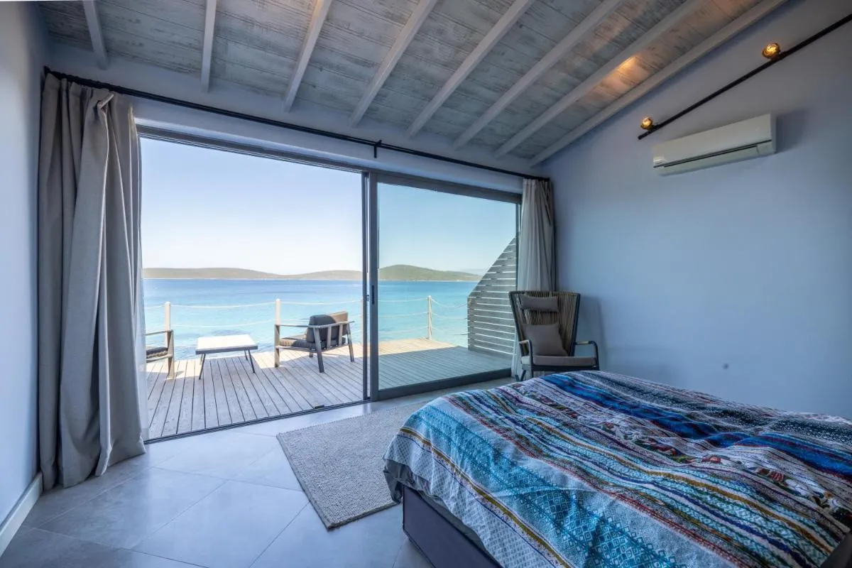 Image 1 of Love Beach Villa