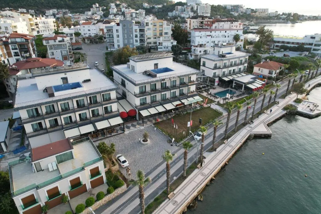 Image of ROSEIRA MAR-INN LUXURY