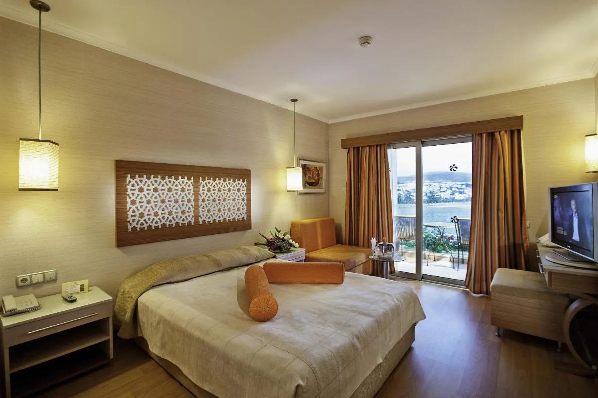 Image 1 of Royal Asarlik Beach Hotel