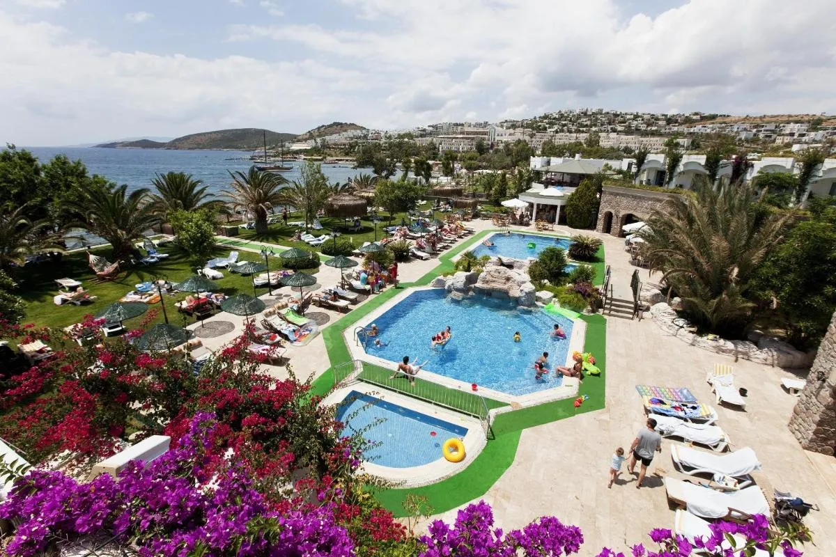 Image 3 of Royal Asarlik Beach Hotel