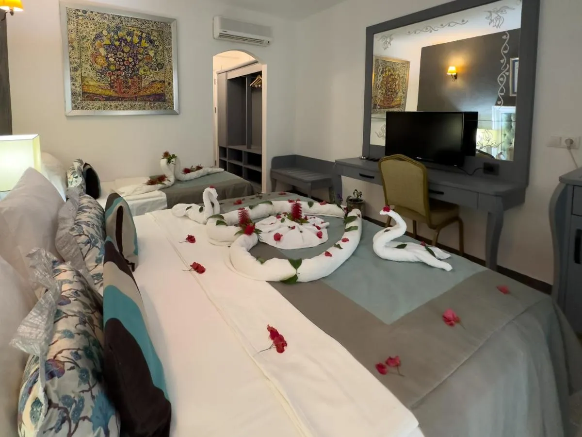 Image 2 of Tiana Beach Resort