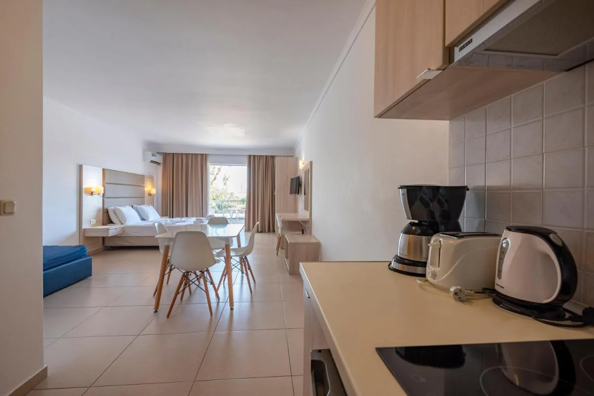 Image 2 of Aegean Blu Hotel & Apartments
