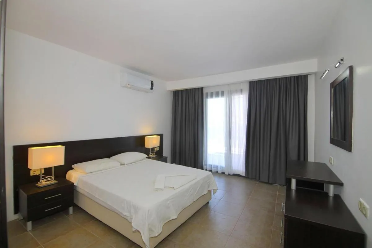 Image 4 of Amilla Beach Resort