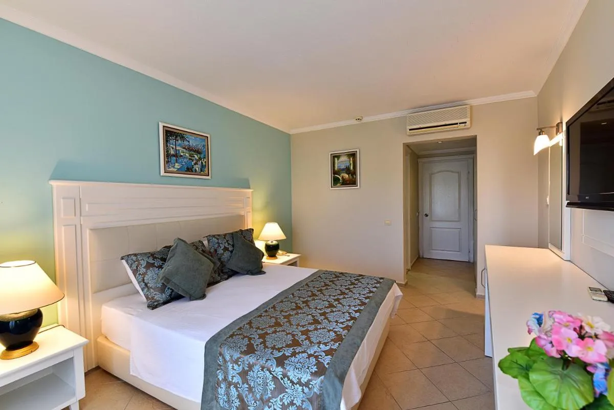 Image 1 of Ayaz Aqua Beach Hotel