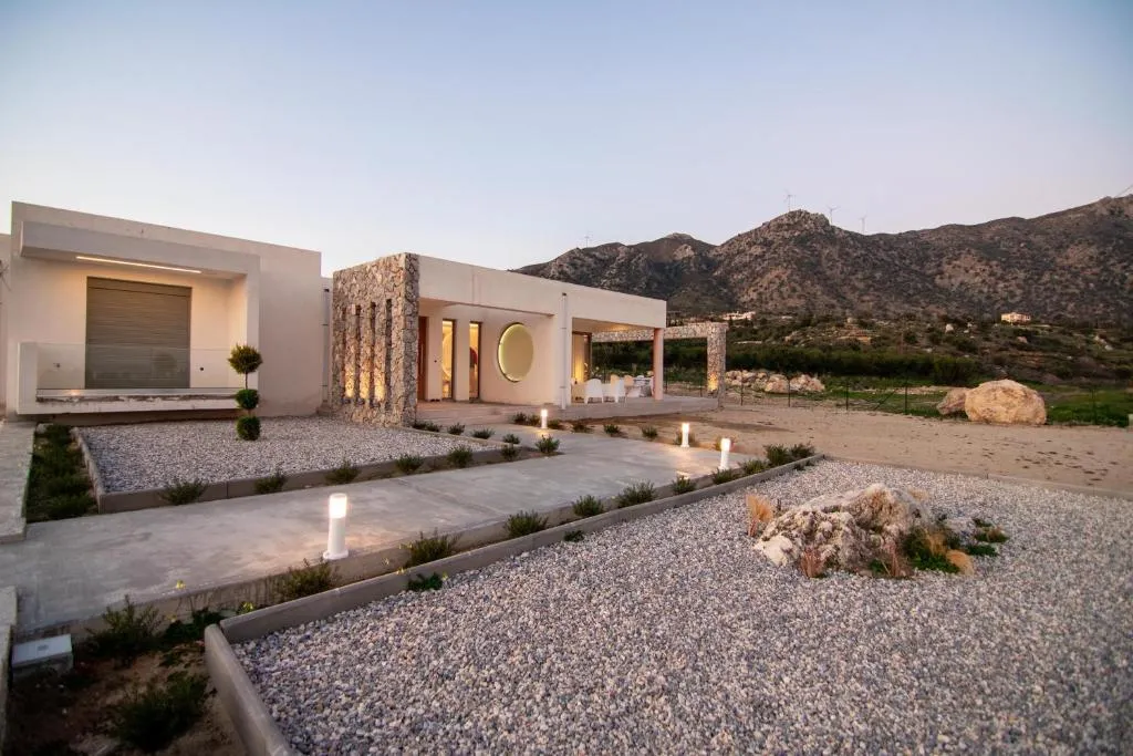 Image of Bianca luxury house