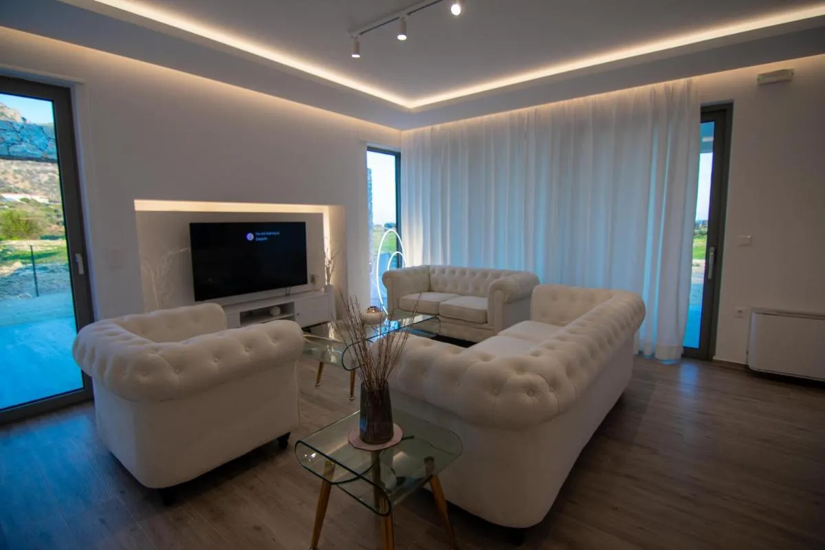 Image 4 of Bianca luxury house