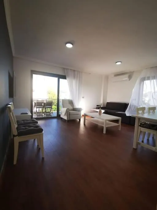 Image 6 of Brand New 2 Bedroom Garden Floor Flat with Pool A1