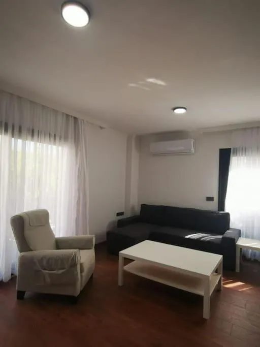 Image 6 of Brand New 2 Bedroom Garden Floor Flat with Pool B1
