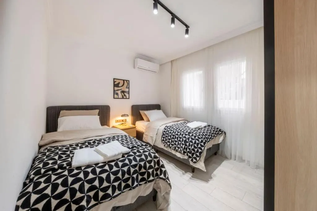 Image 2 of Brand New 2 Bedroom Modern Flat in Bodrum Center