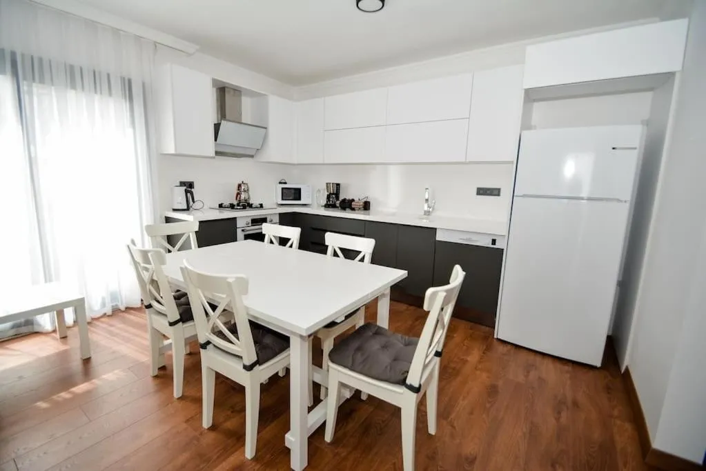 Image 5 of Brand New 2 Bedroom Top Floor Flat with Pool A2