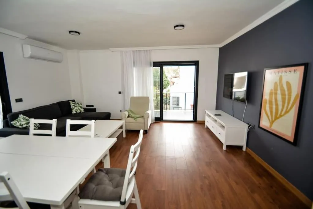 Image 2 of Brand New 2 Bedroom Top Floor Flat with Pool B2