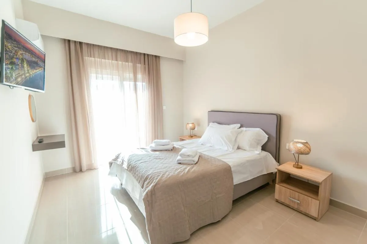 Image 5 of Brand New Elegant Suite