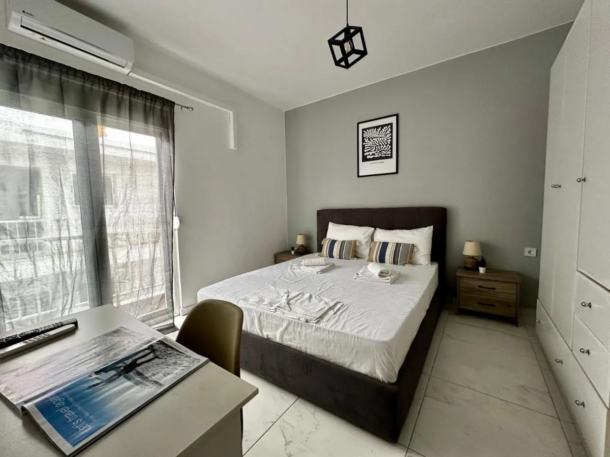 Image 6 of Cozy & Sunny Apartment, near the beach ’11’