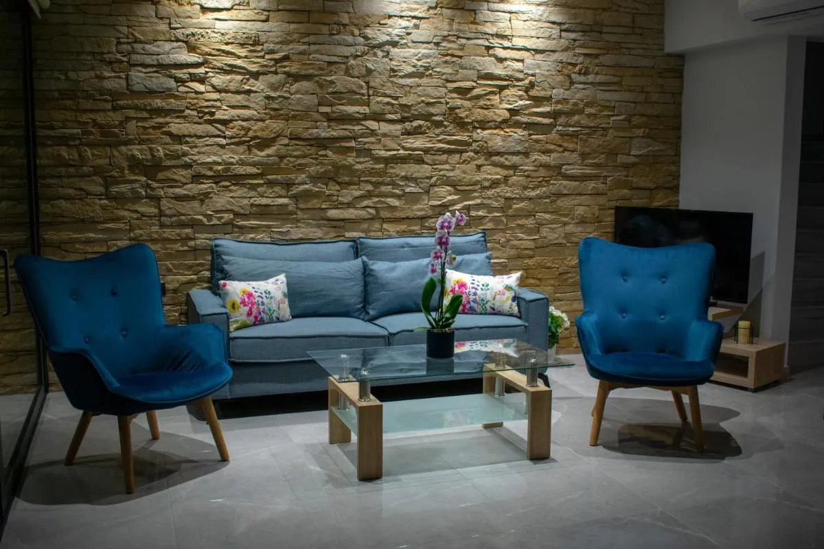Image 4 of DS Luxury House