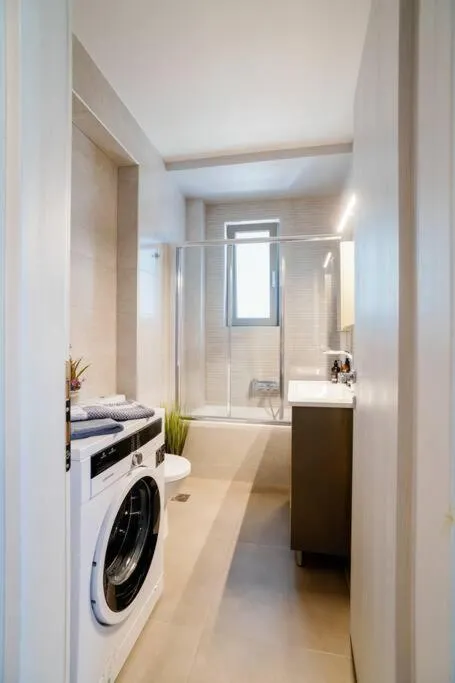 Image 3 of Deluxe Boutique Apartment