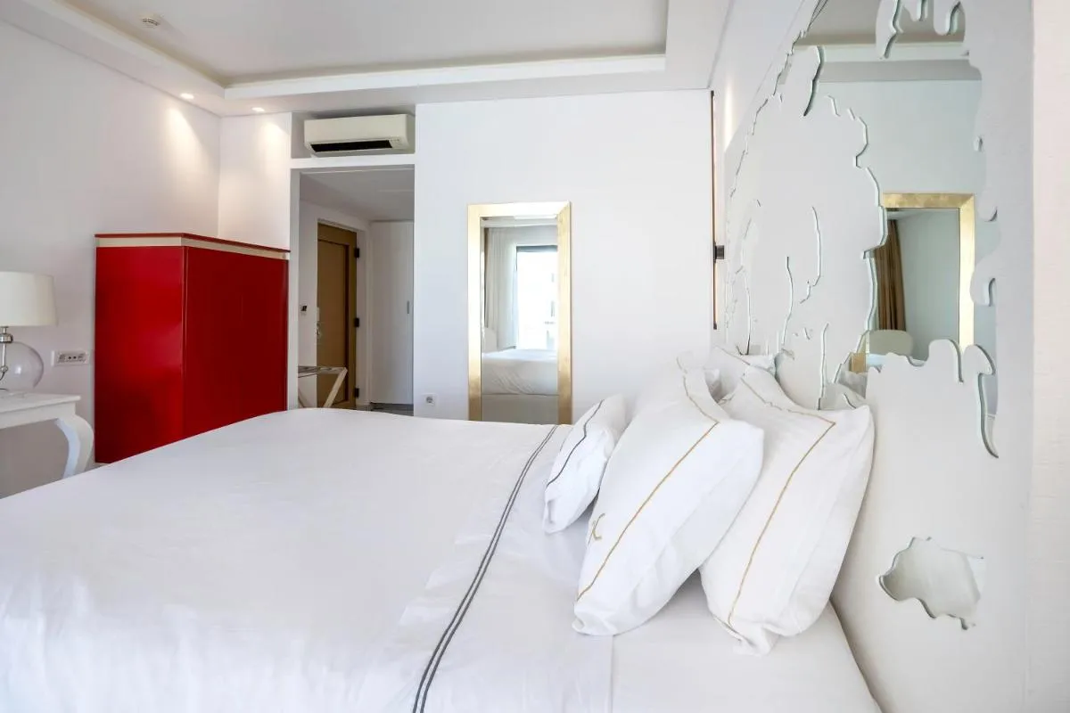 Image 2 of Diamond Deluxe Hotel – Adults Only