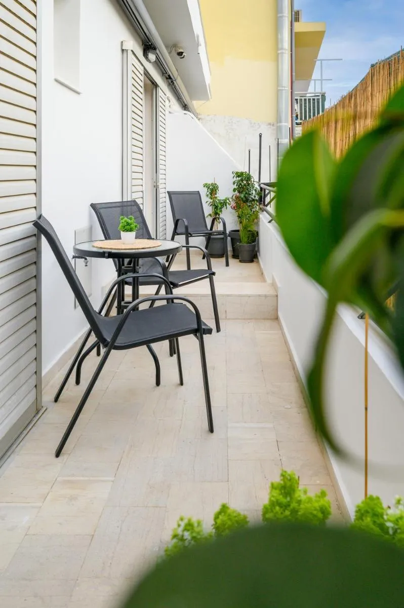 Image 6 of Downtown Luxury apartment II