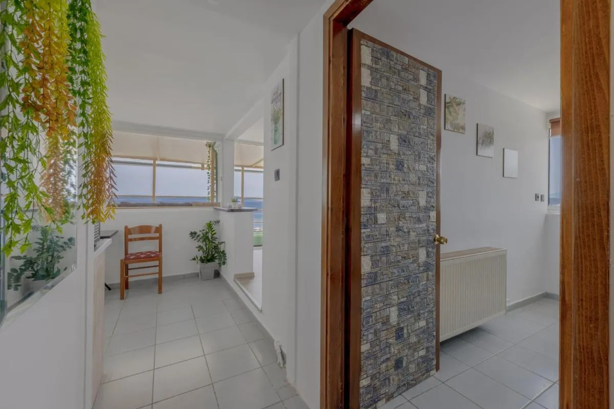 Image 1 of Dream Seaview Loft