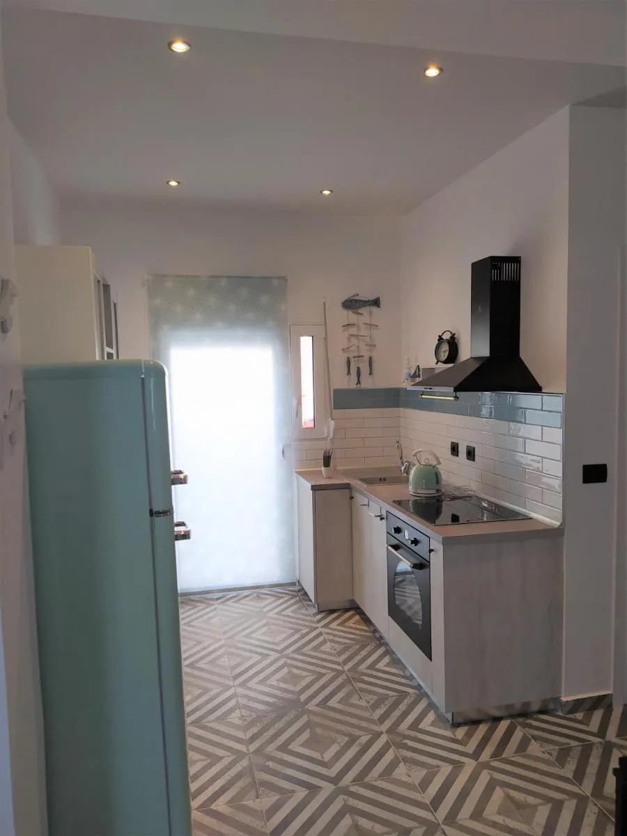 Image 4 of F & P apartment