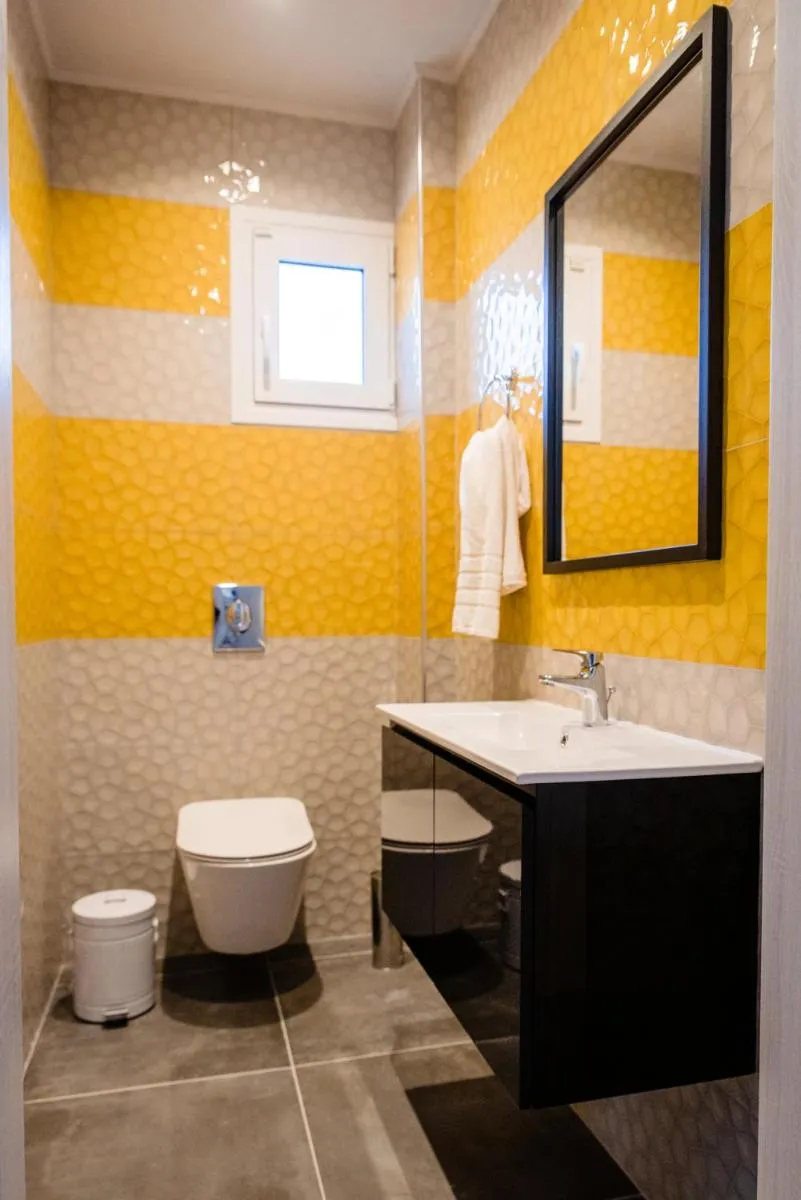 Image 6 of F & P apartment