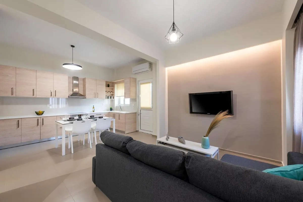 Image 1 of Fofi’s Elegant Home