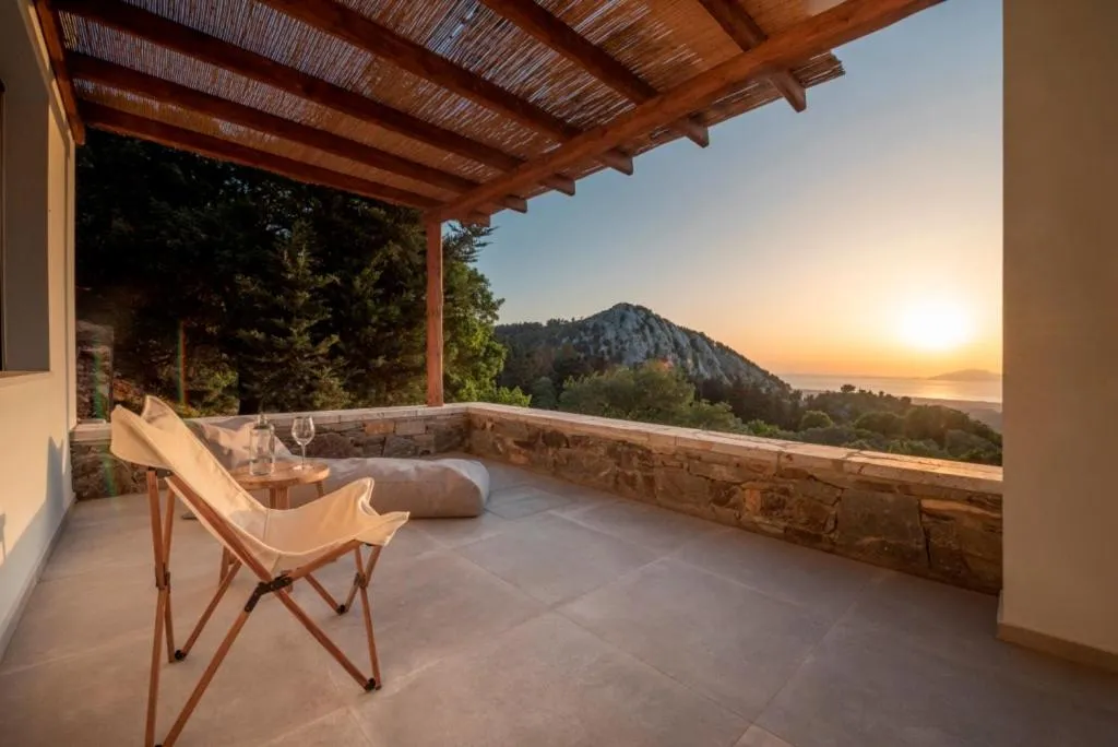 Image 2 of Forest View Villas