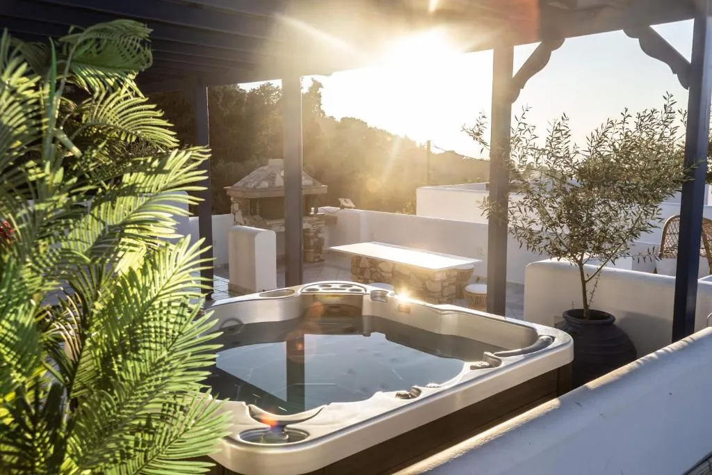 Image of Giannis & Maria Sunset House