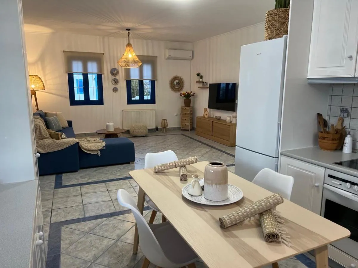 Image 1 of Giannis & Maria Sunset House