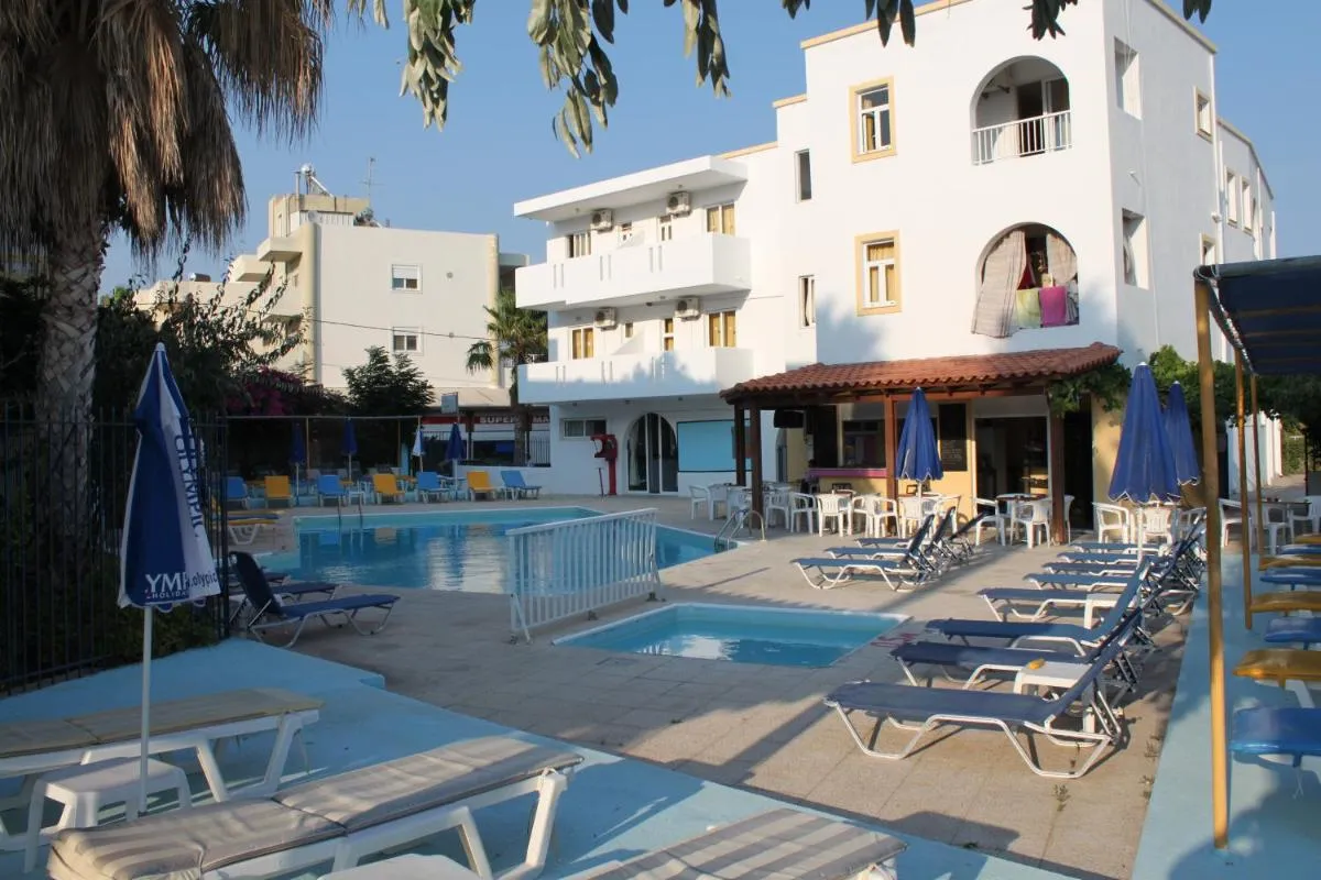 Image 4 of Harriets Apartments