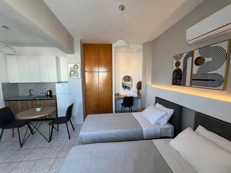 Image 2 of Ilias Nest 4