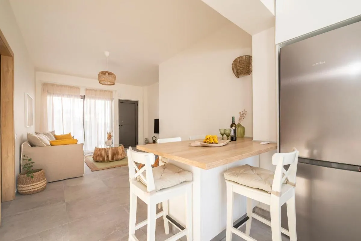 Image 4 of Irene’s Sunny apartment