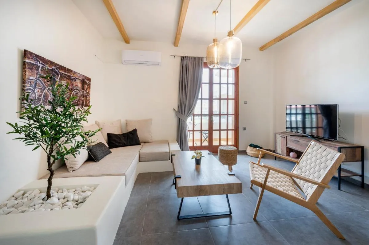 Image 2 of Jonathan City Apartment