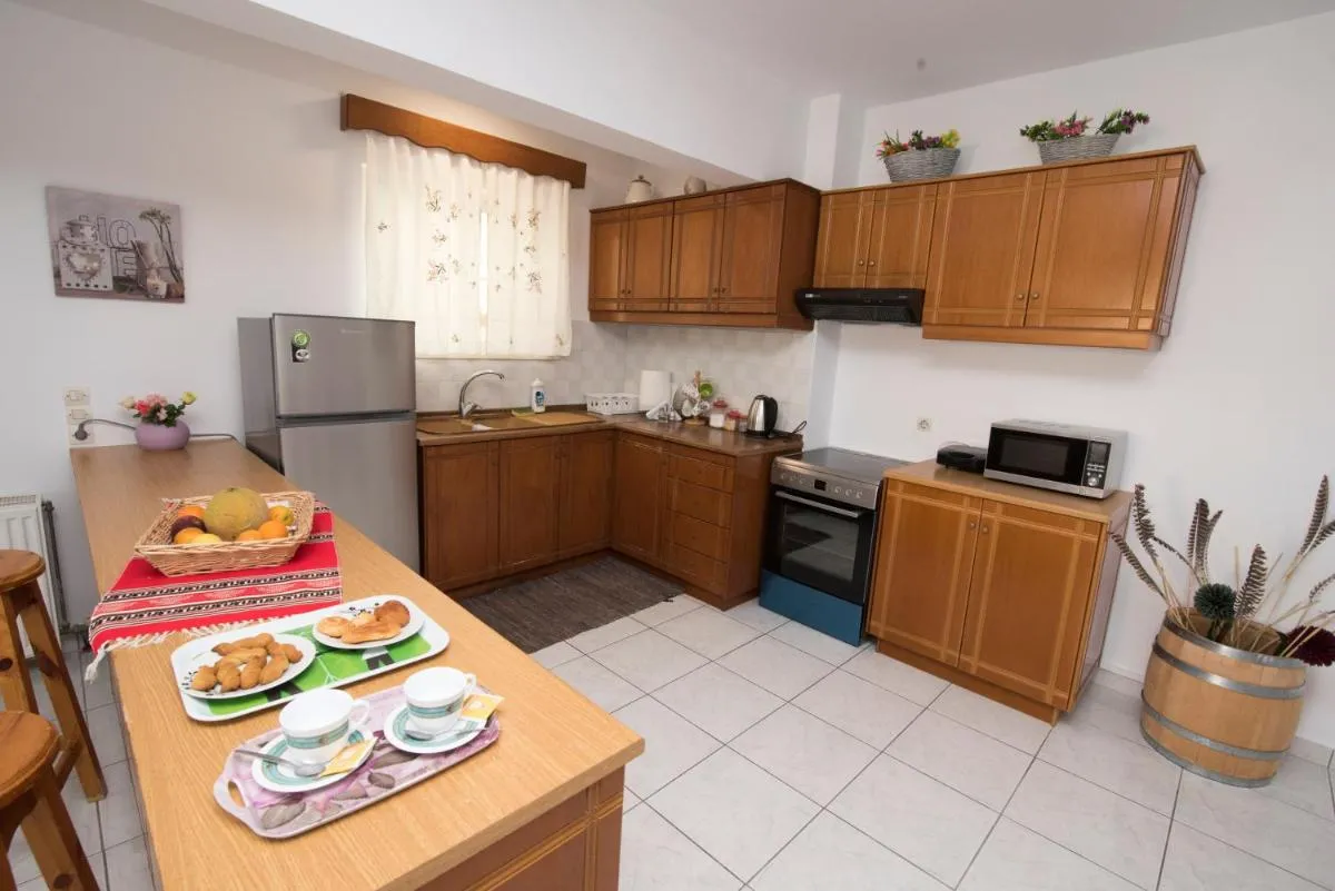 Image 2 of KOS Family House