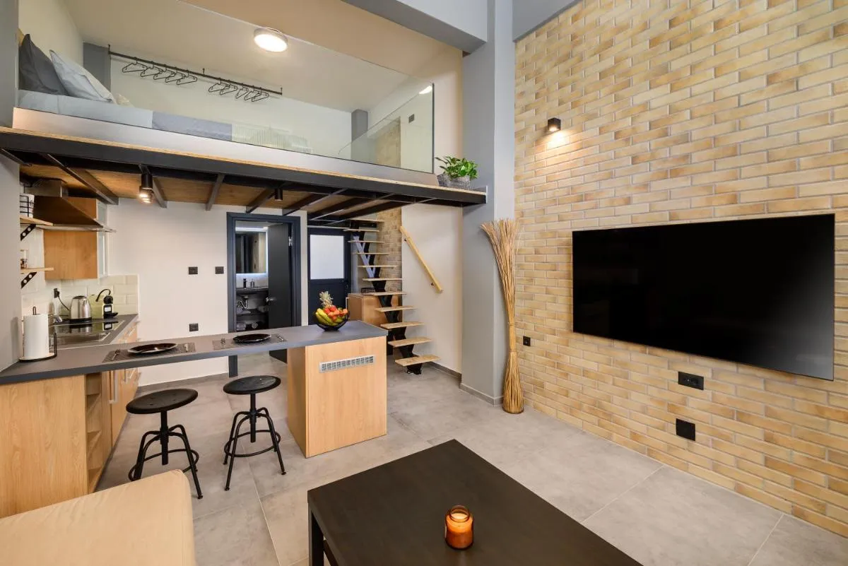 Image 1 of Loft 1