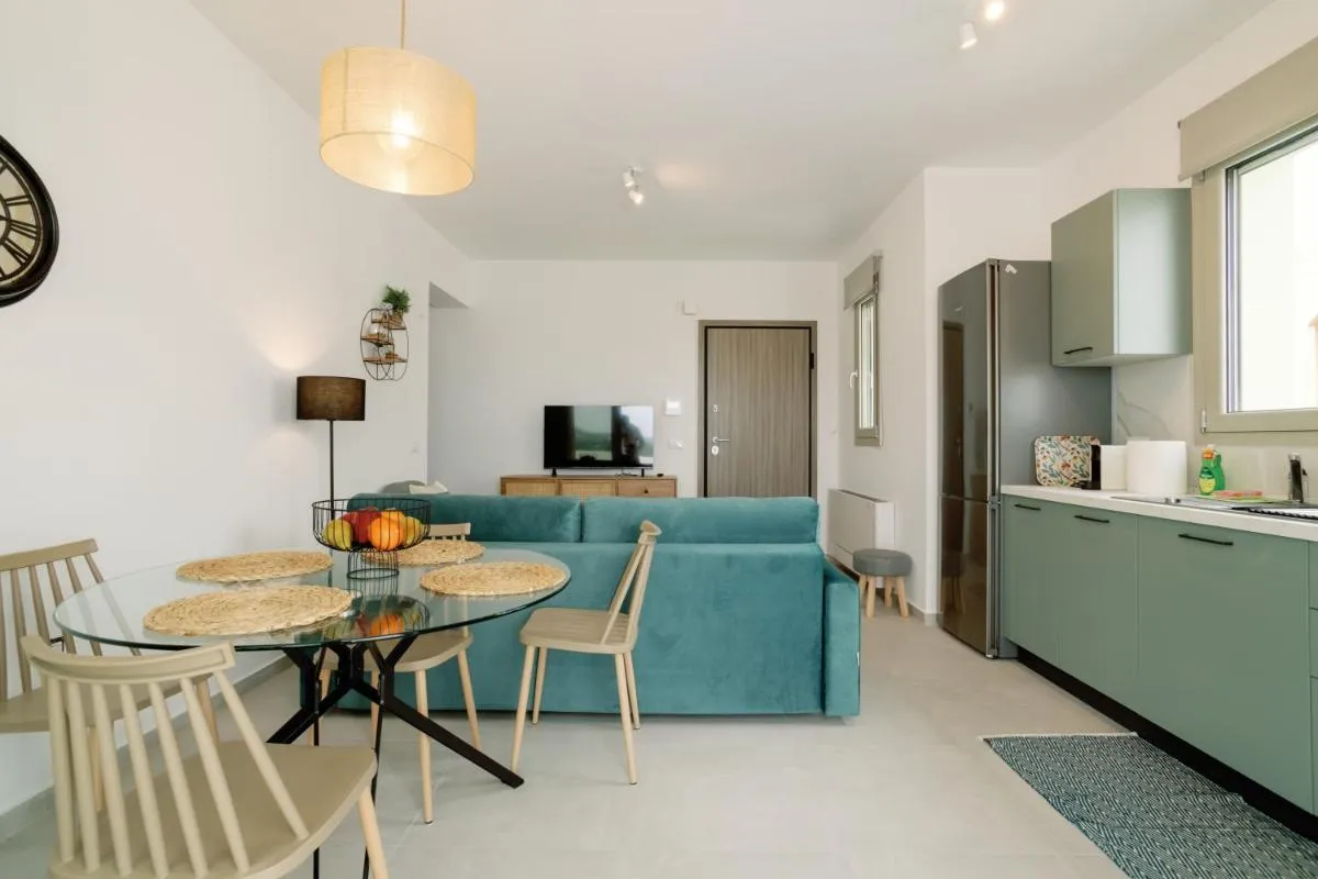Image 5 of Loft – Luxe Living