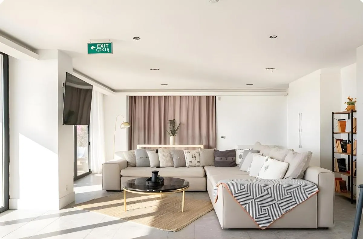 Image 5 of Marinhill – High Luxury Villa
