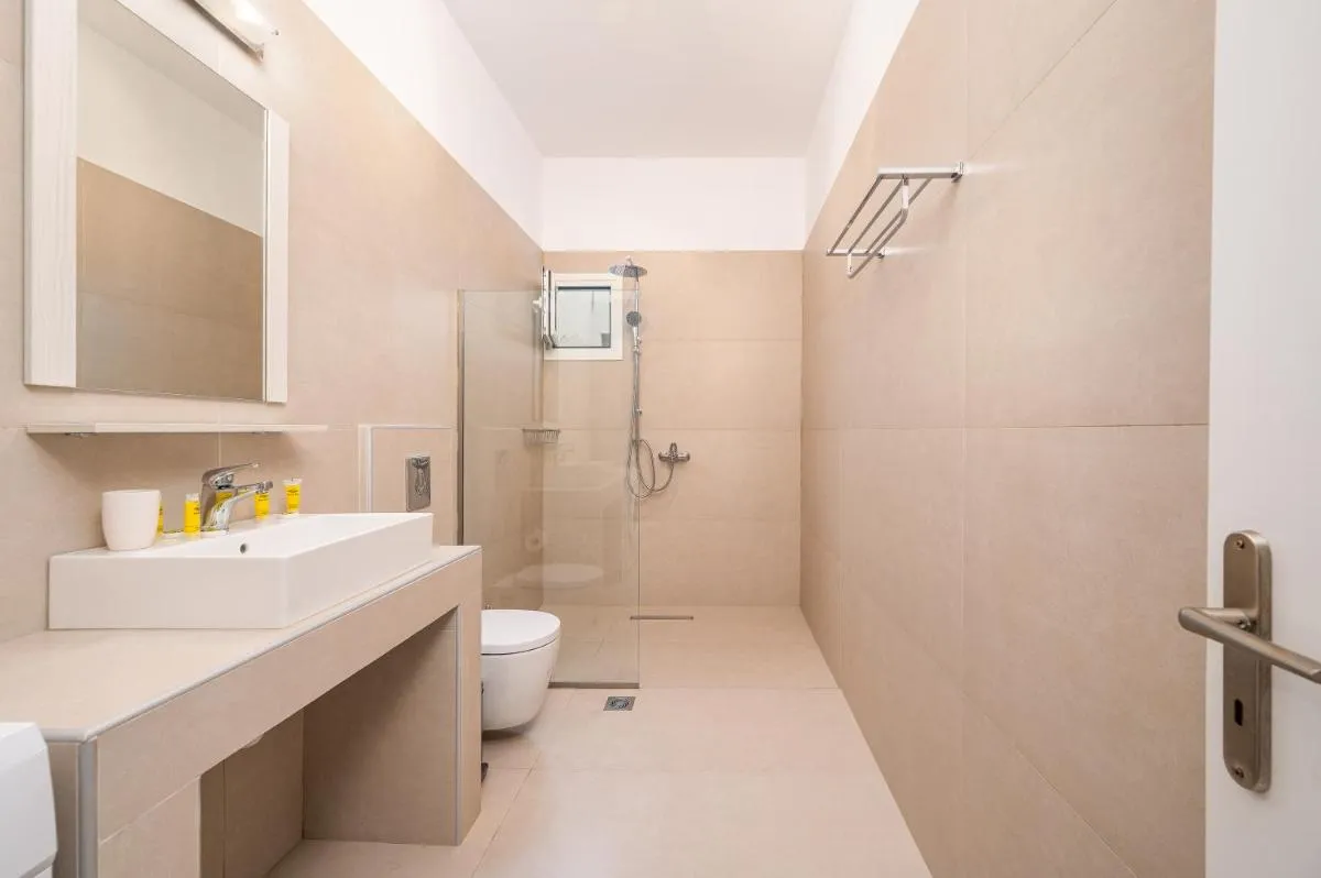 Image 2 of New Modern Apartment in Kos Center