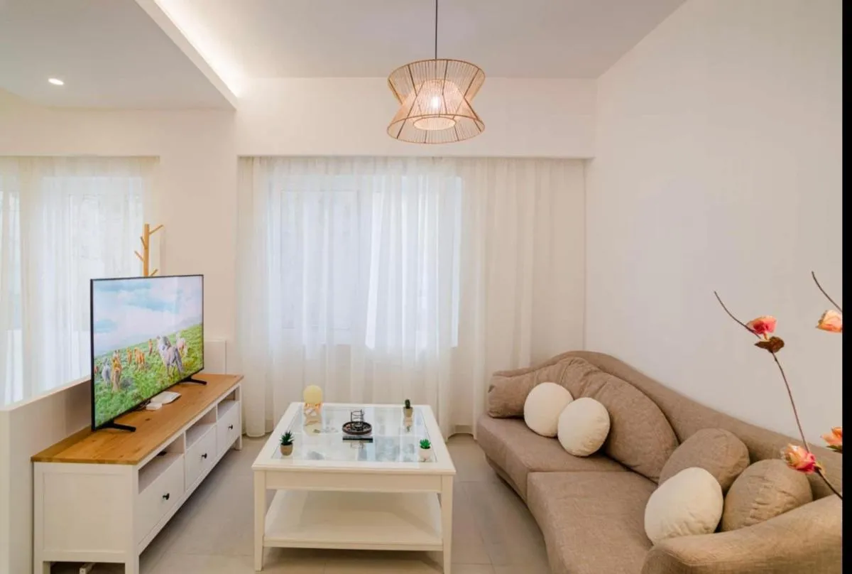 Image 5 of Old town luxury apartment