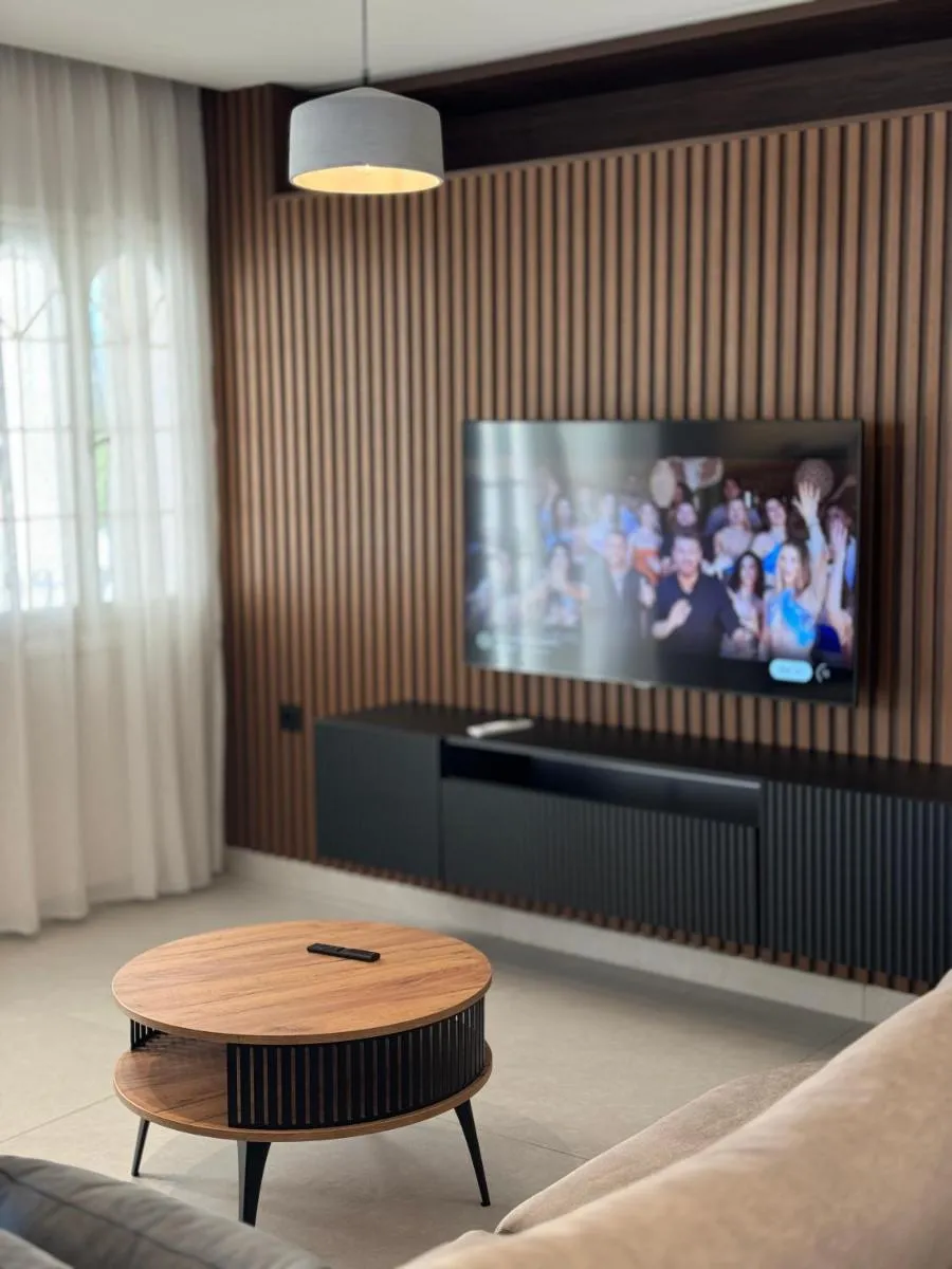 Image 3 of Old town luxury apartment 3