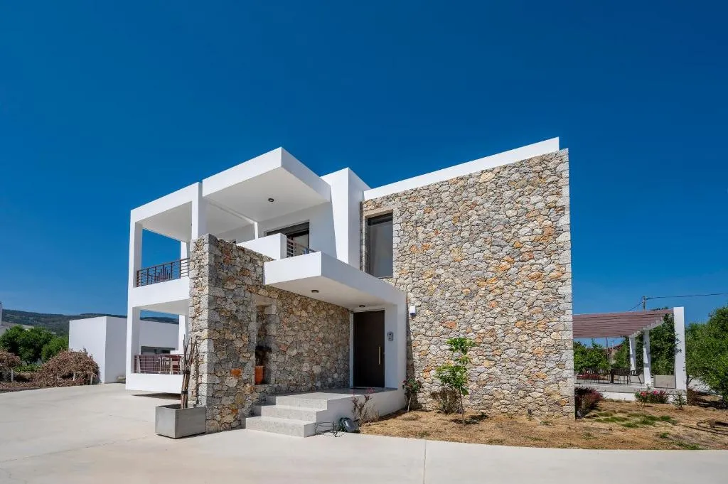 Image of Olive Green Haven-3BR-Private Parking-Balcony