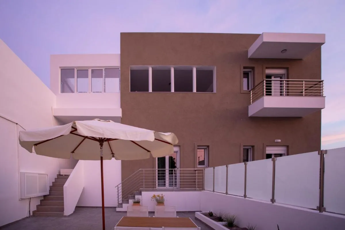 Image 2 of On The Breeze 2