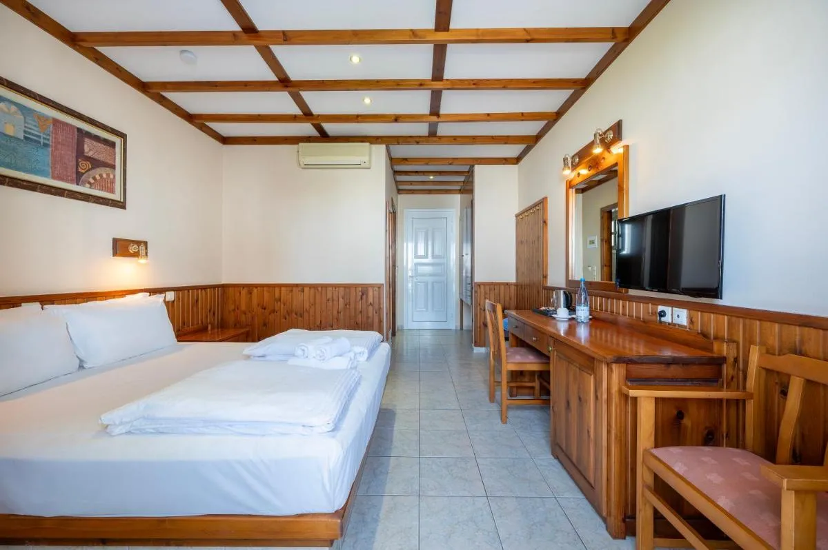 Image 1 of Palladium hotel