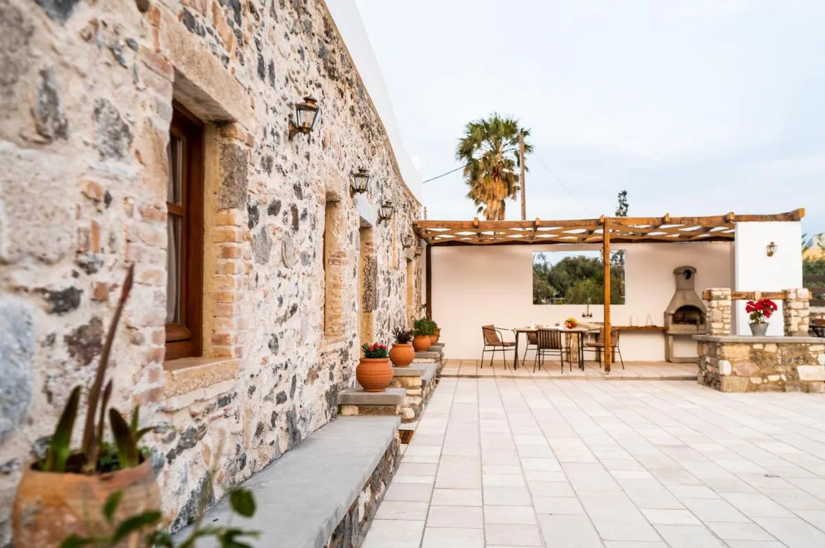 Image 3 of Paradisi Stone House
