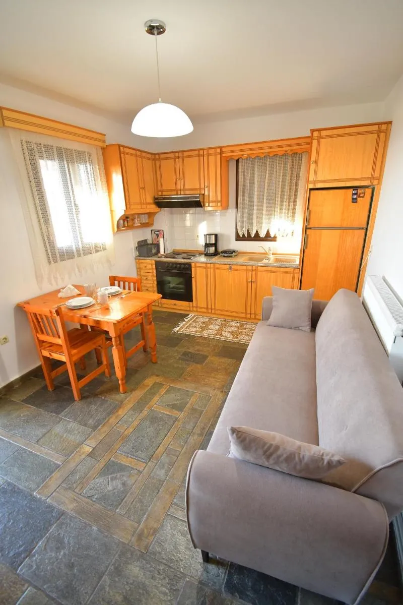 Image 2 of Pergola Apartment I