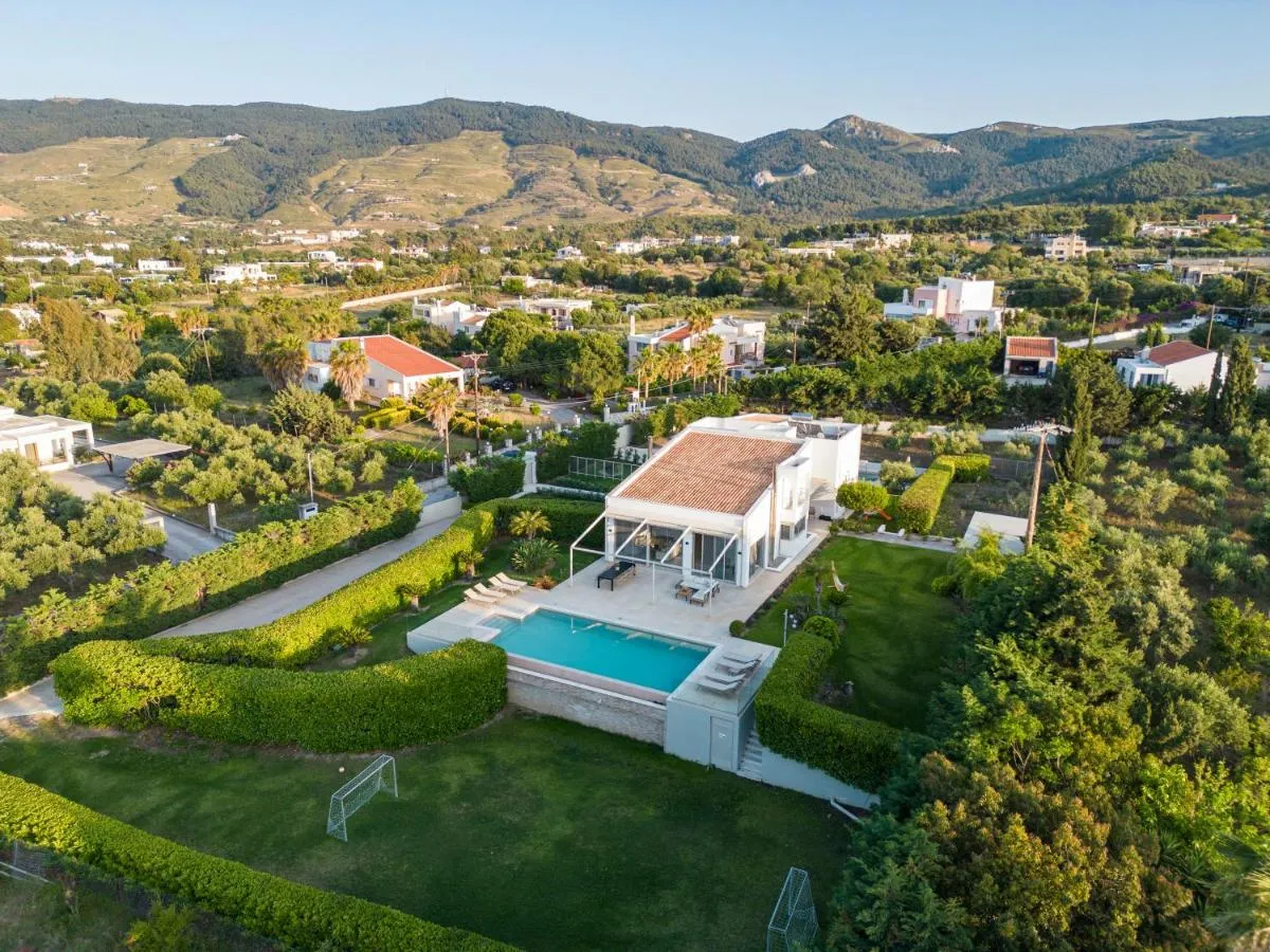 Image 6 of Phillyrėa Luxury Villas