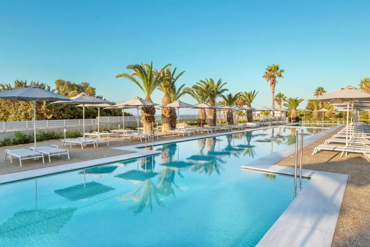 Image 4 of Porto Bello Beach Hotel