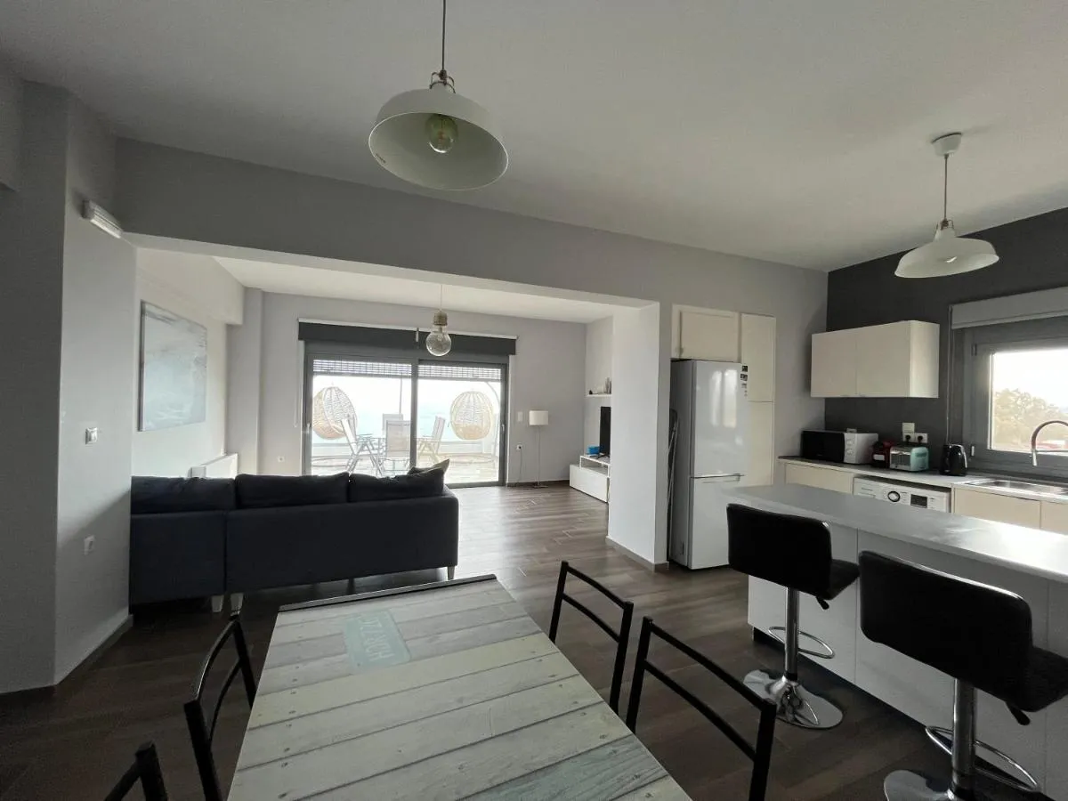 Image 3 of Previllage RED Apartment
