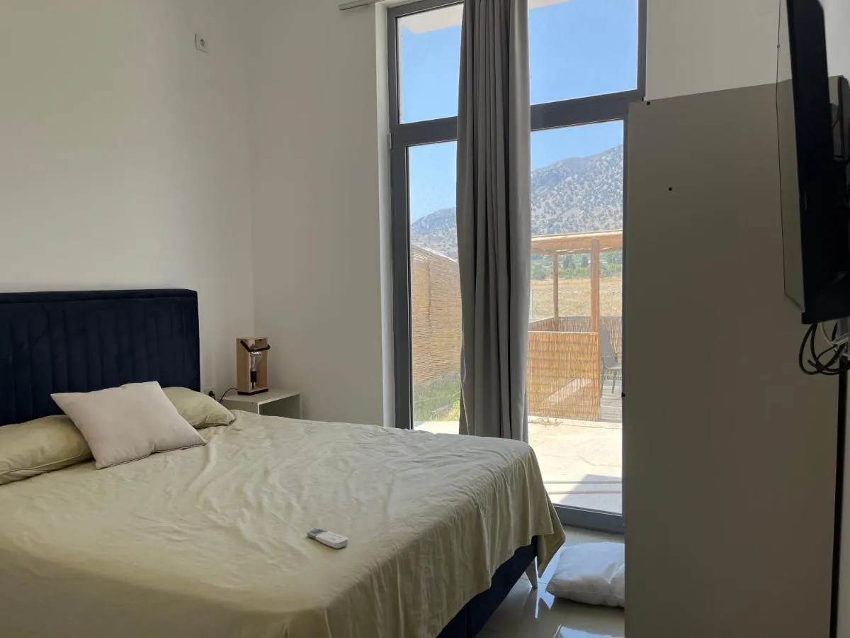 Image 6 of Previllage Red Apartment 5-6